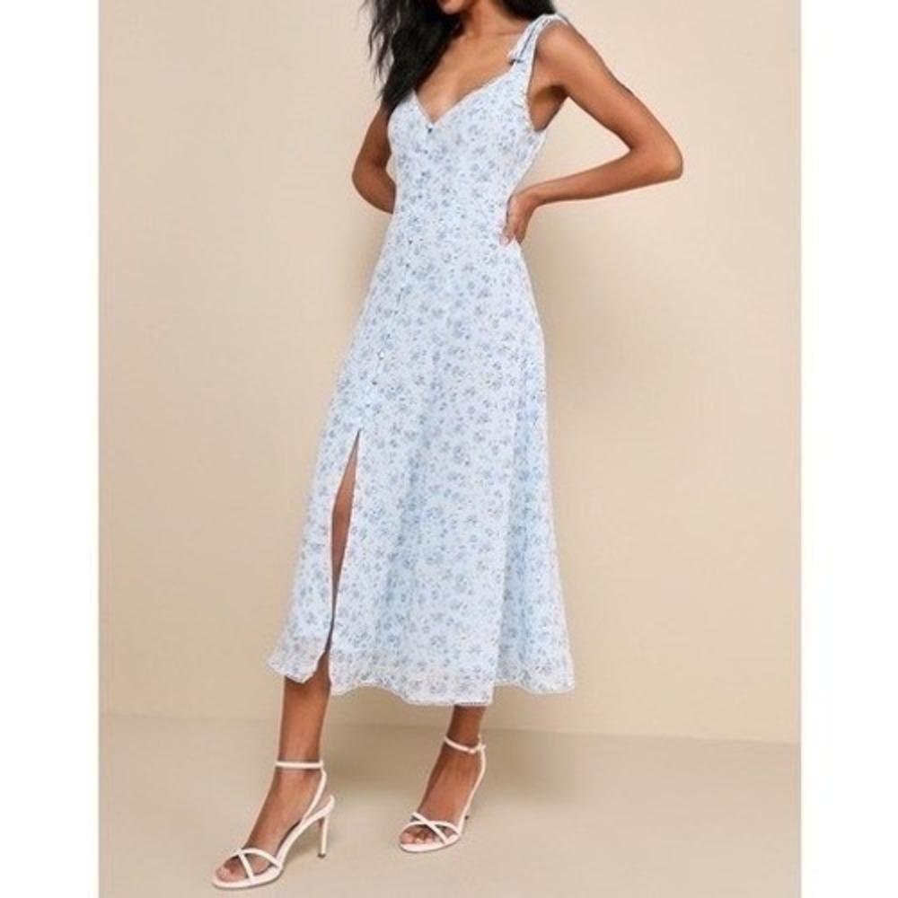 NWT Lulus Charismatic Persona Light Blue Floral Tie-Strap Midi Dress Large